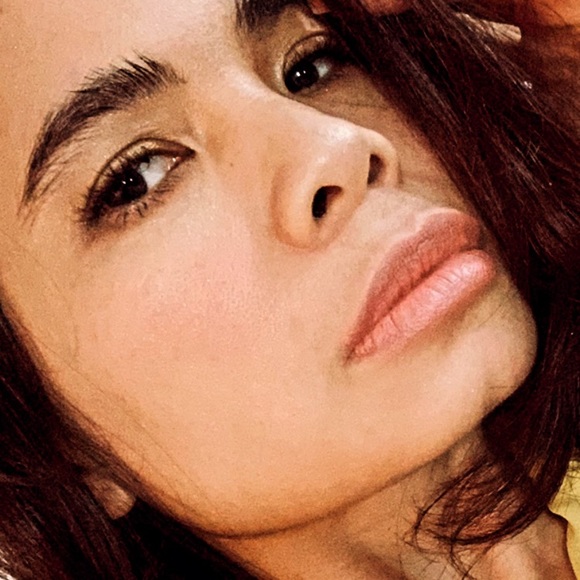 Meet your Posher, Yenruedee - Picture 1 of 1